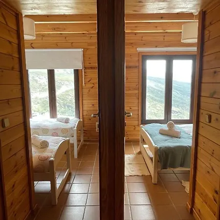 Con Encanto Y Vistas Increibles!! * Sierra Nevada