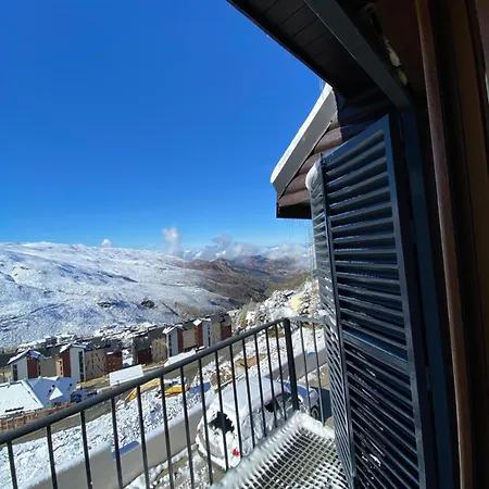 Con Encanto Y Vistas Increibles!! Sierra Nevada